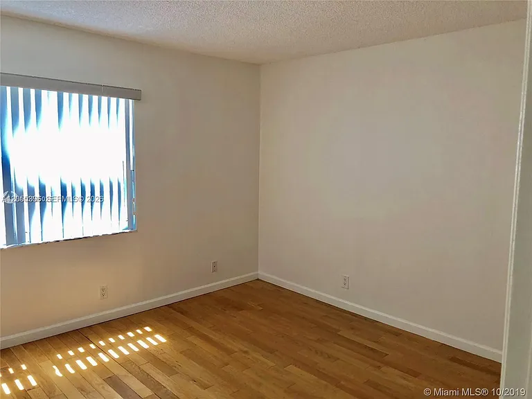 121 Golden Isles Dr #407 — Photo 17