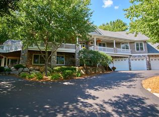 5865 Blackberry Trl, Inver Grove Heights, MN 55076