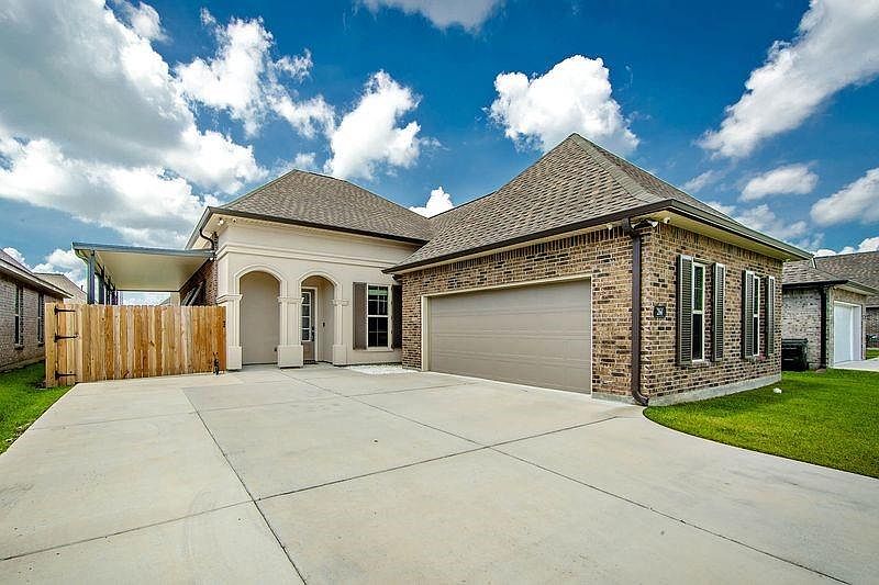 1st image of 264 Owl Dr