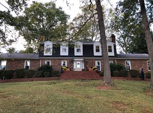 41 Spring Lake Dr, Stafford, VA 22556