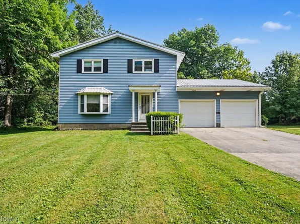 3349 Summit Rd, Ravenna, OH 44266
