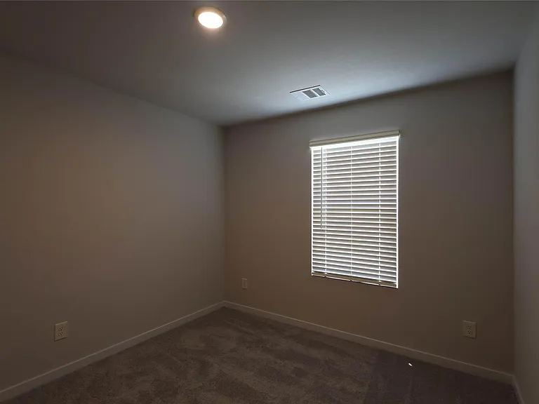 7757 Bergamot Cir — Photo 16