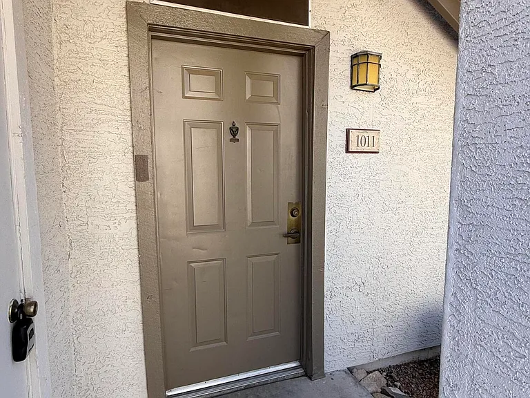 11375 E Sahuaro Dr #1011 — Photo 2