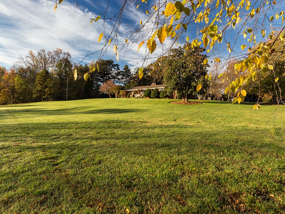 Main Home On 9 Acres