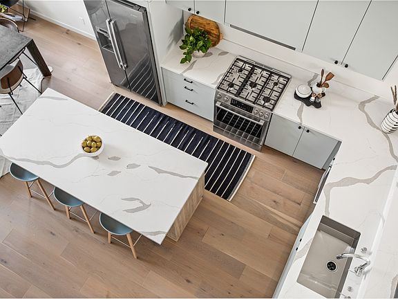 5th image of 4515 Eagle Rock Blvd #38