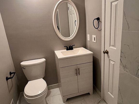 5th image of 19 Veros Ln #19