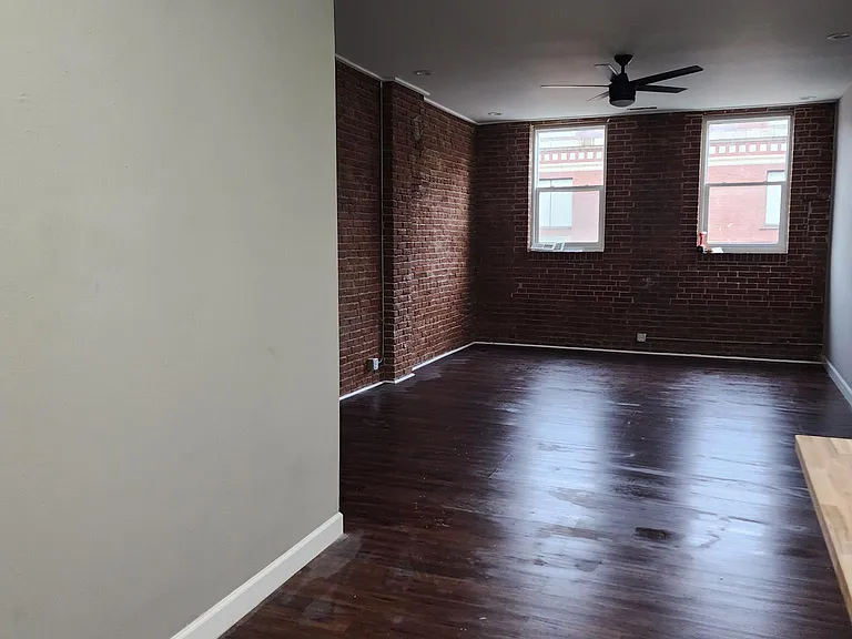 1619 N Broadway St #A — Photo 3