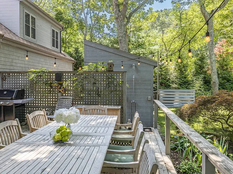 81 Collingswood Dr — Photo 18