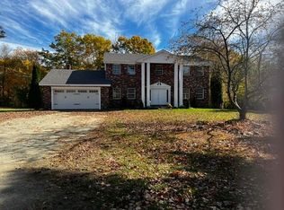 24 River Rd, Lewiston, ME 04240