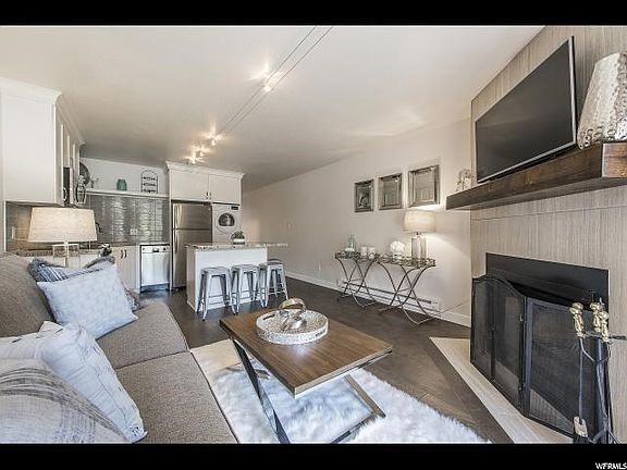 5th image of 1530 Empire Ave #113