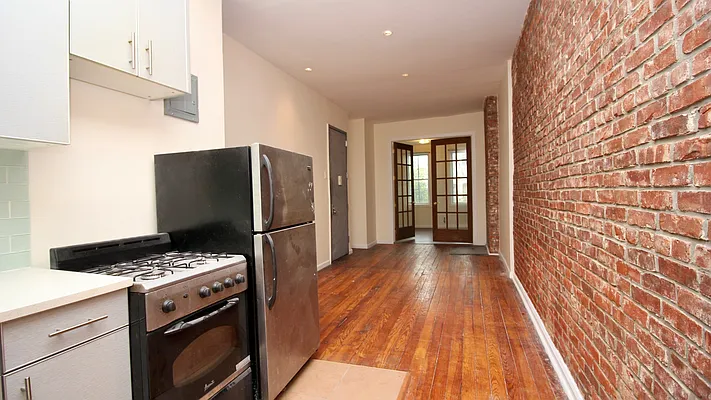 Rented by Nooklyn NYC LLC | media 8