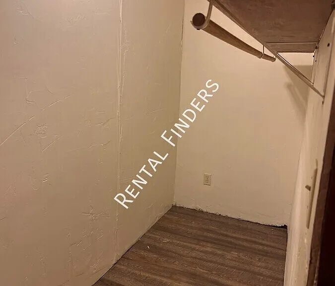 222 E Main St #6 — Photo 11