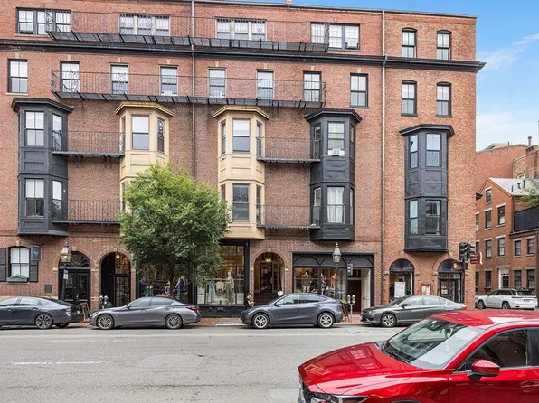100 Charles St Unit 5, Boston, MA 02114
