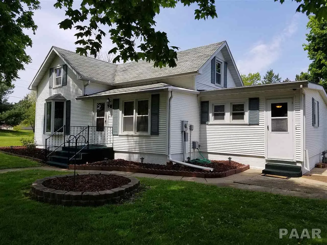 702 N State St photo 1