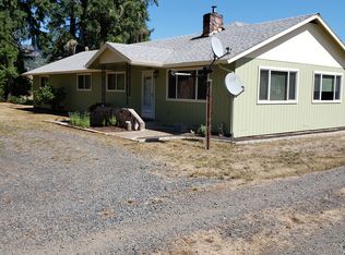 5227 Hayhurst Rd, Yoncalla, OR 97499