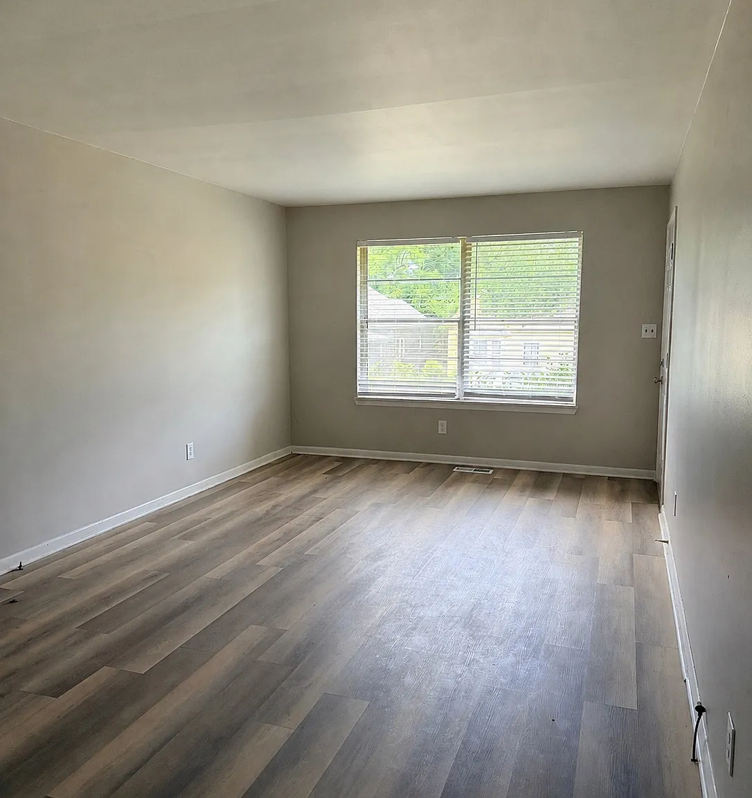 2 bed, $975 — Photo 3