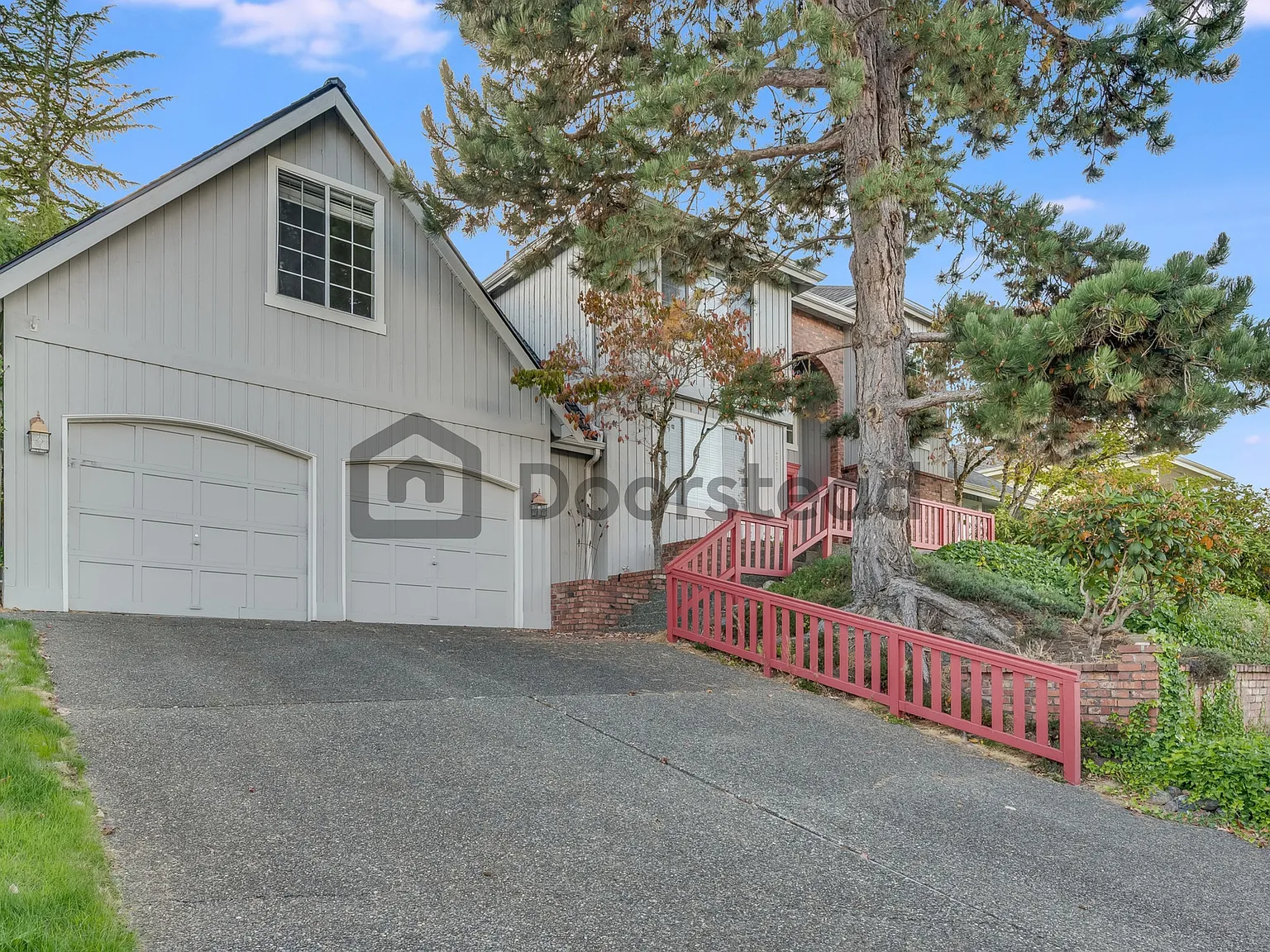 3 bed, 2.5 bath, 3060 sqft, $5,500 — Photo 2