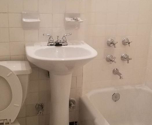 3rd image of 327 E 83rd St APT 2B