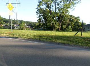 524 Maxwell Hill Rd, Beckley, WV 25801