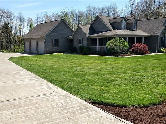 2nd image of 108 Sassafras Dr