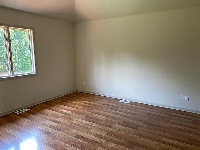 1534 E Valley Pl — Photo 14