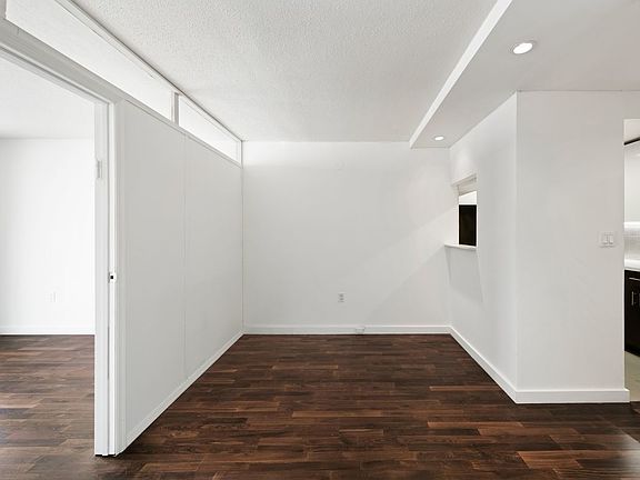 4th image of 184 Lexington Ave APT 10C