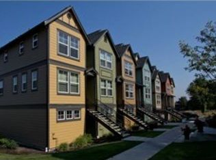 7105 27th Ave SW, Seattle, WA 98106