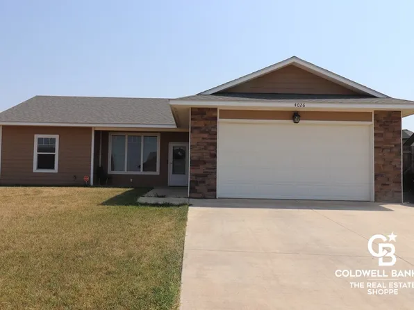 4026 Hawthorne Way, Garden City, KS 67846