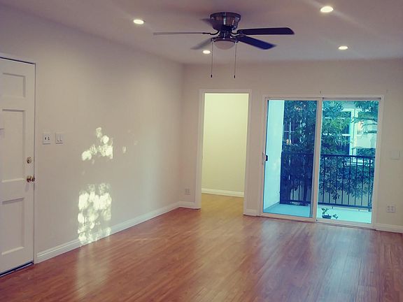 4th image of 1434 S Sherbourne Dr
