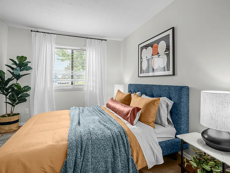 Primary Bedroom - Platinum Interior