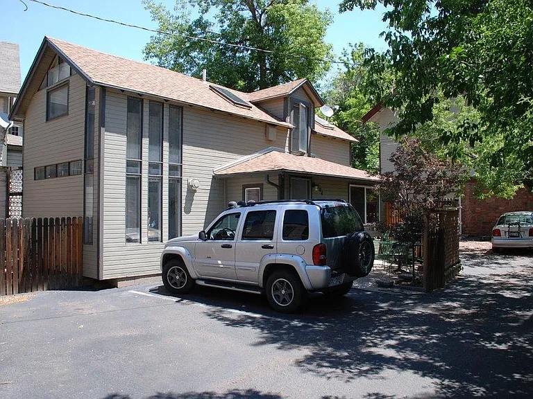 406 Canon Ave — Photo 1