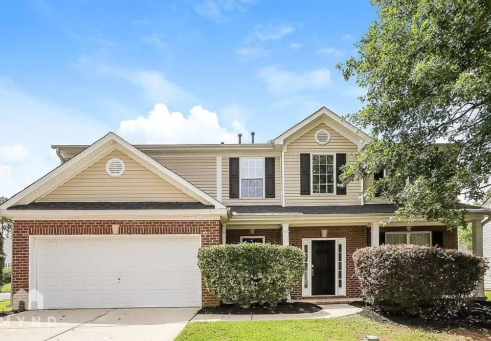1060 Maple Leaf Dr