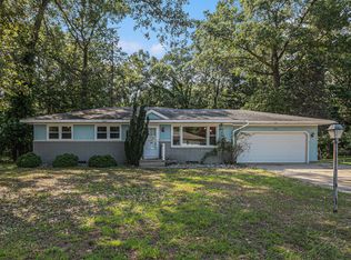 2021 Queens Ct, Muskegon, MI 49445