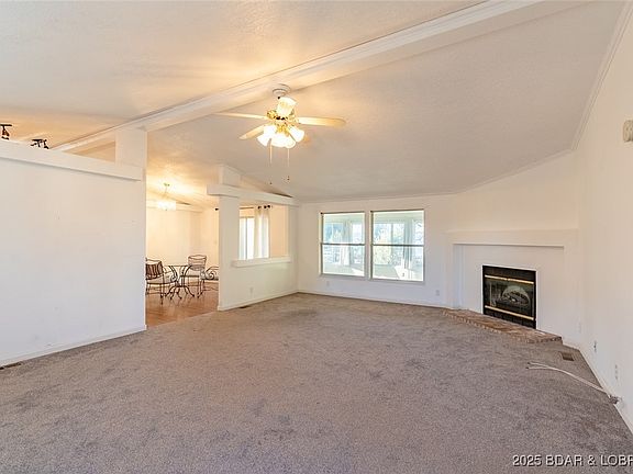 3rd image of 31527 Tonys Point