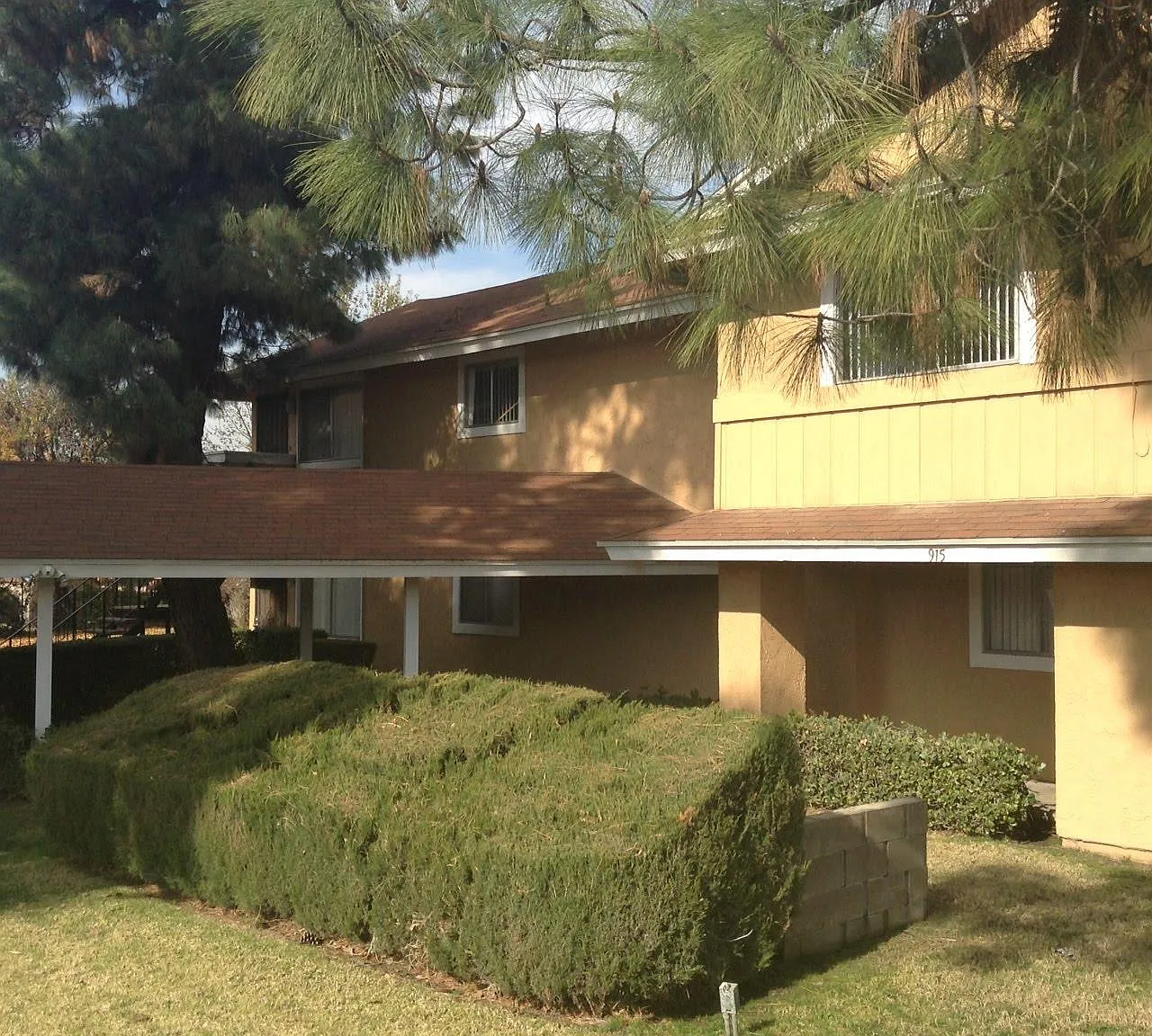 2 bed, 1000 sqft, $2,000 — Photo 1