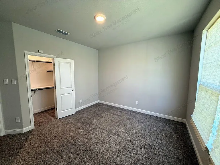 10921 Rockchapel Dr — Photo 23