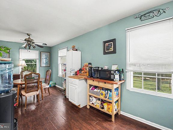 4th image of 10100 Tasker Dr