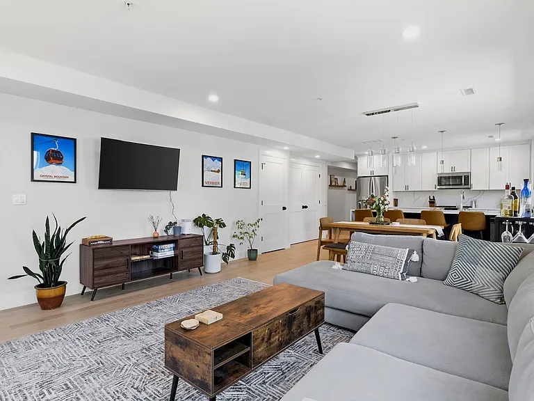 52 W Emerson St #6 — Photo 12
