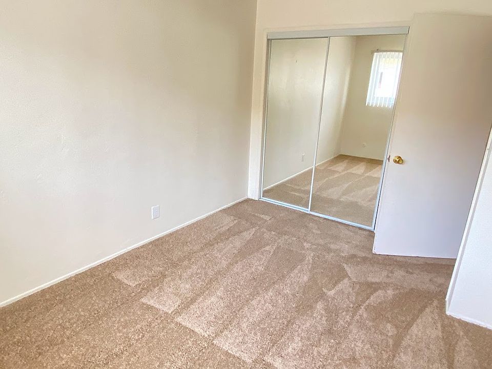 1st image of 4758 Mansfield St #5