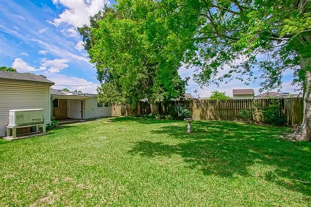 433 Olive Ave — Photo 22
