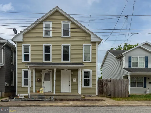 273 Park St, Waynesboro, PA 17268