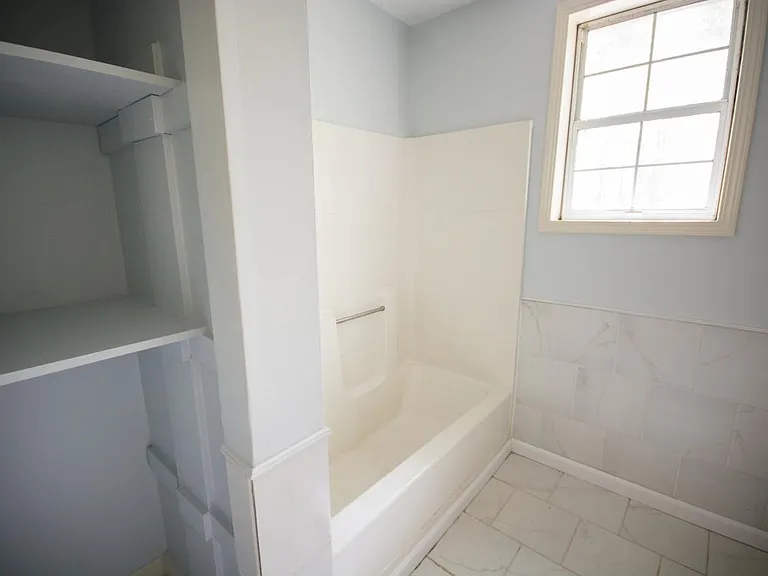 207 Woody Dr — Photo 16
