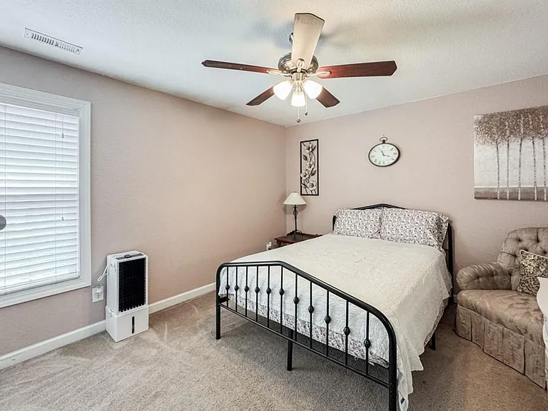 1620 Great Bridge Blvd — Photo 17