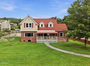 460 Park St, Gate City, VA 24251