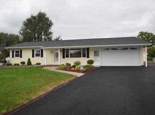 32 Preston Cir, Rochester, NY 14626