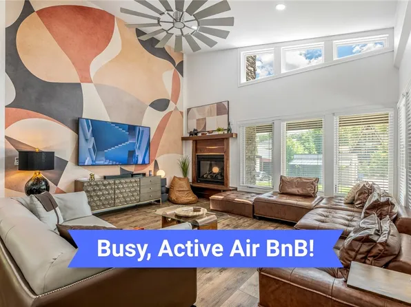 517 Hook St, Bentonville, AR 72712
