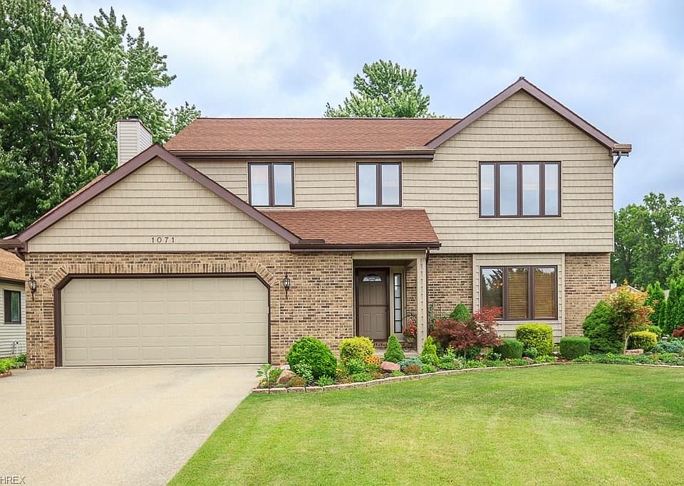 1st image of 1071 Cliffview Dr