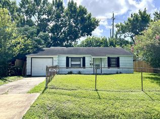 9529 Chesterfield Dr, Houston, TX 77051