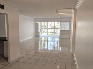 550 Ocean Dr APT 2C, Key Biscayne, FL 33149