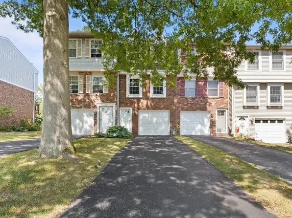 363 Redrome Cir W, Bridgeville, PA 15017